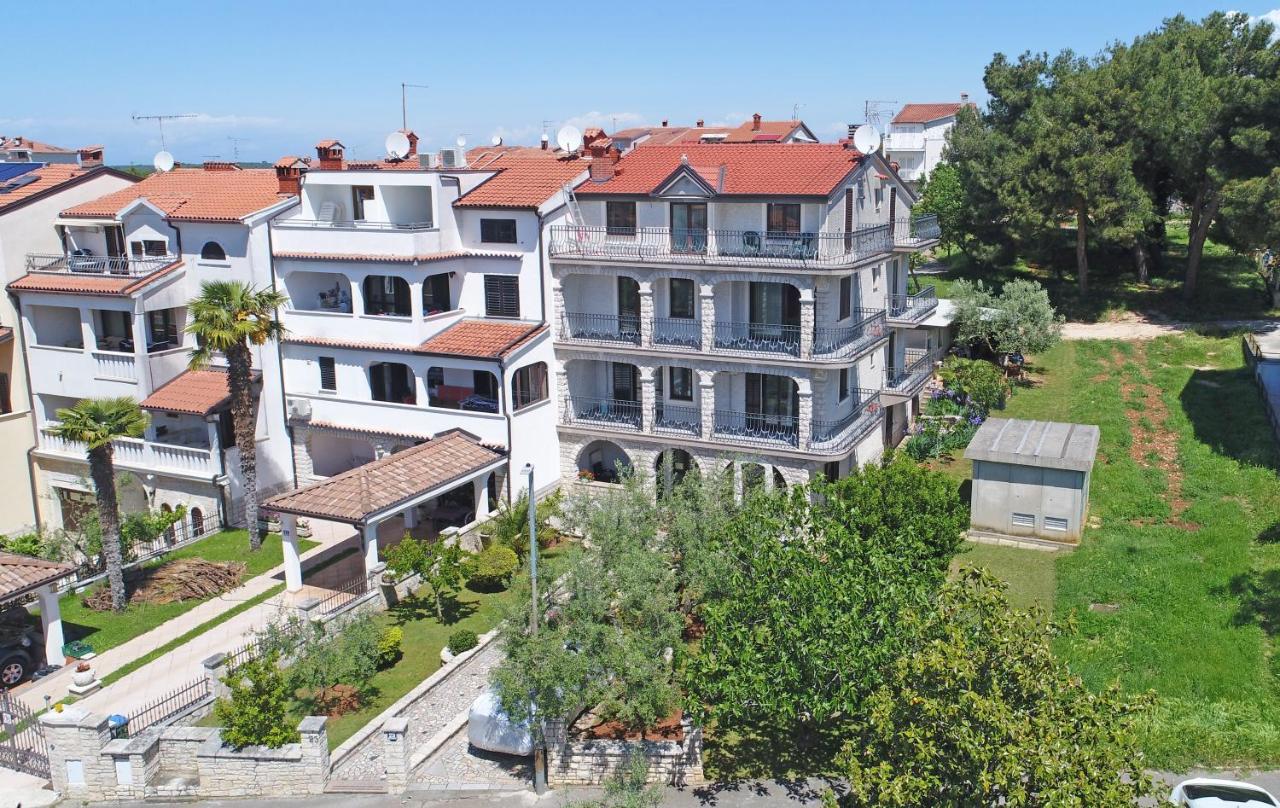 Apartment Mip Poreč Kültér fotó