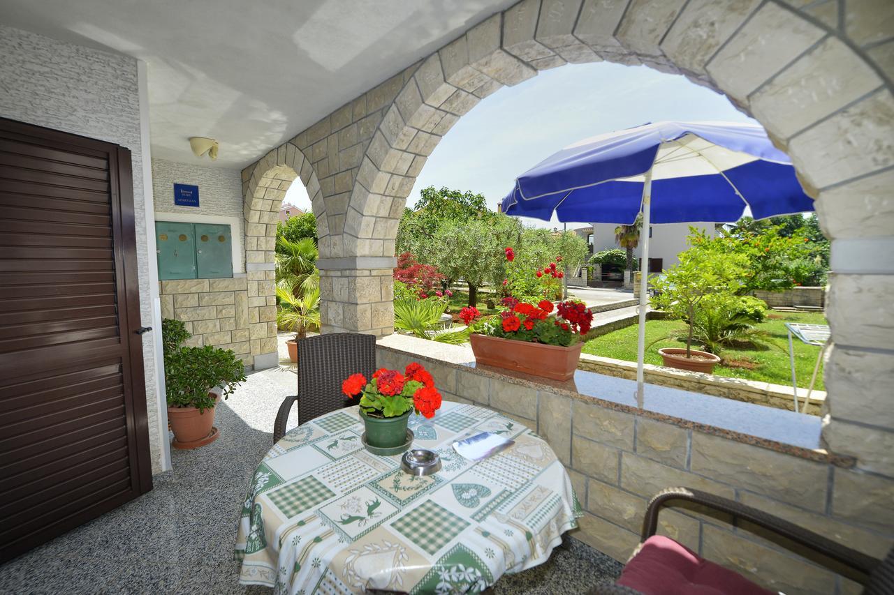 Apartment Mip Poreč Kültér fotó