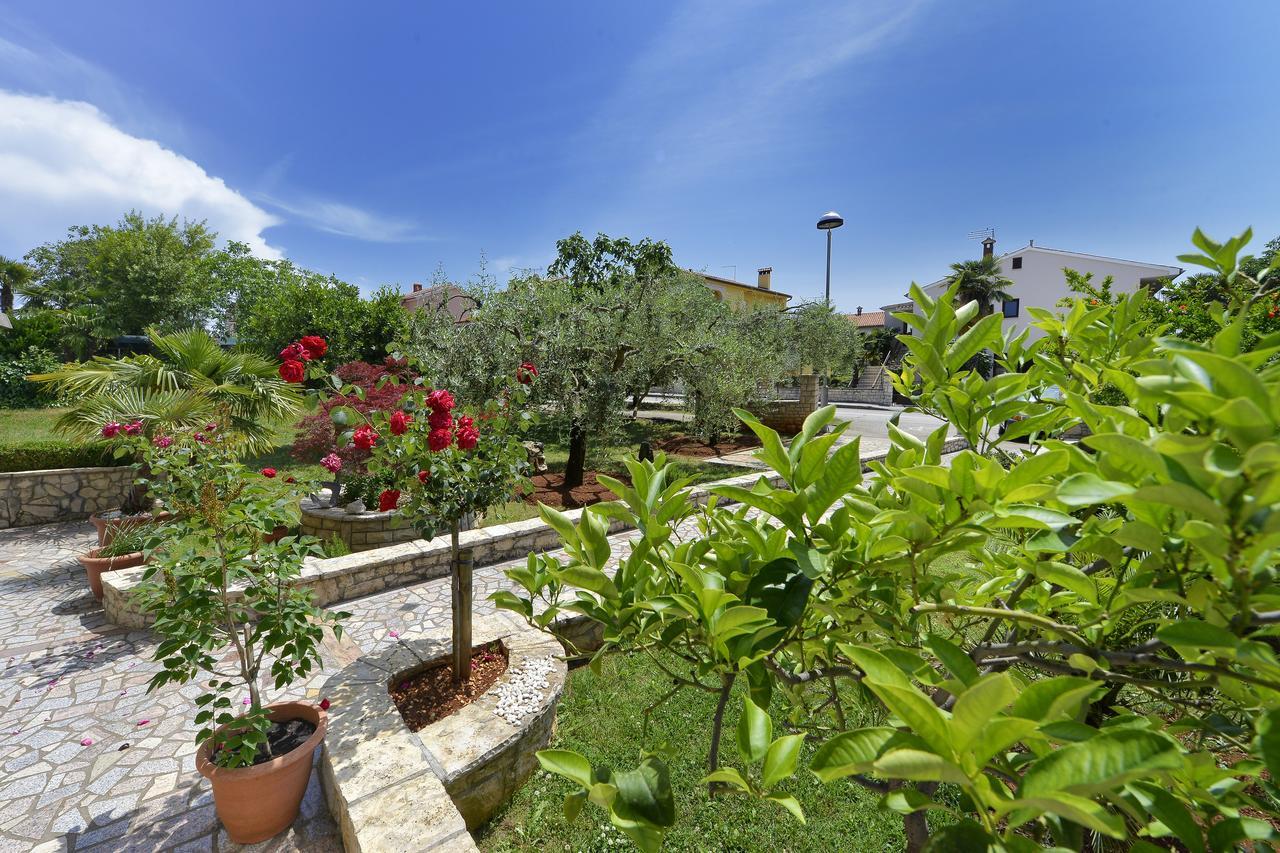 Apartment Mip Poreč Kültér fotó